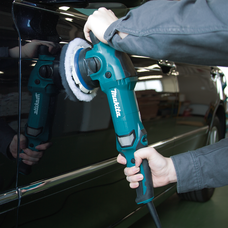 Pulidora doble acción 5" 900W PO5000C Makita 5