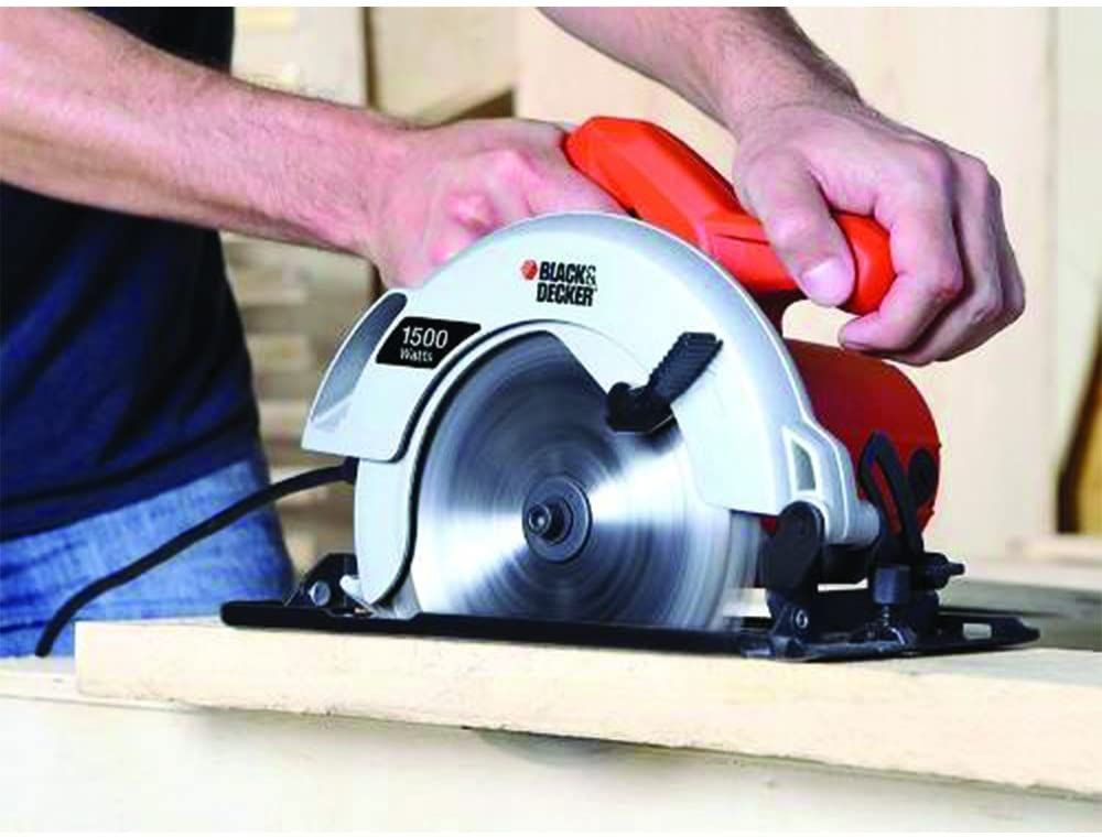 Sierra circular 7-1/4 Pulg 1,500W CS1024-B3 Black&Decker 3
