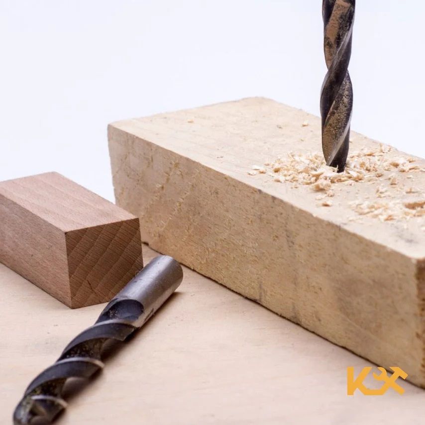 Guia para Taladro Plantilla en V de 4-12 mm C/9 Brocas para Madera 3-10 mm 300225 Kingsman 8