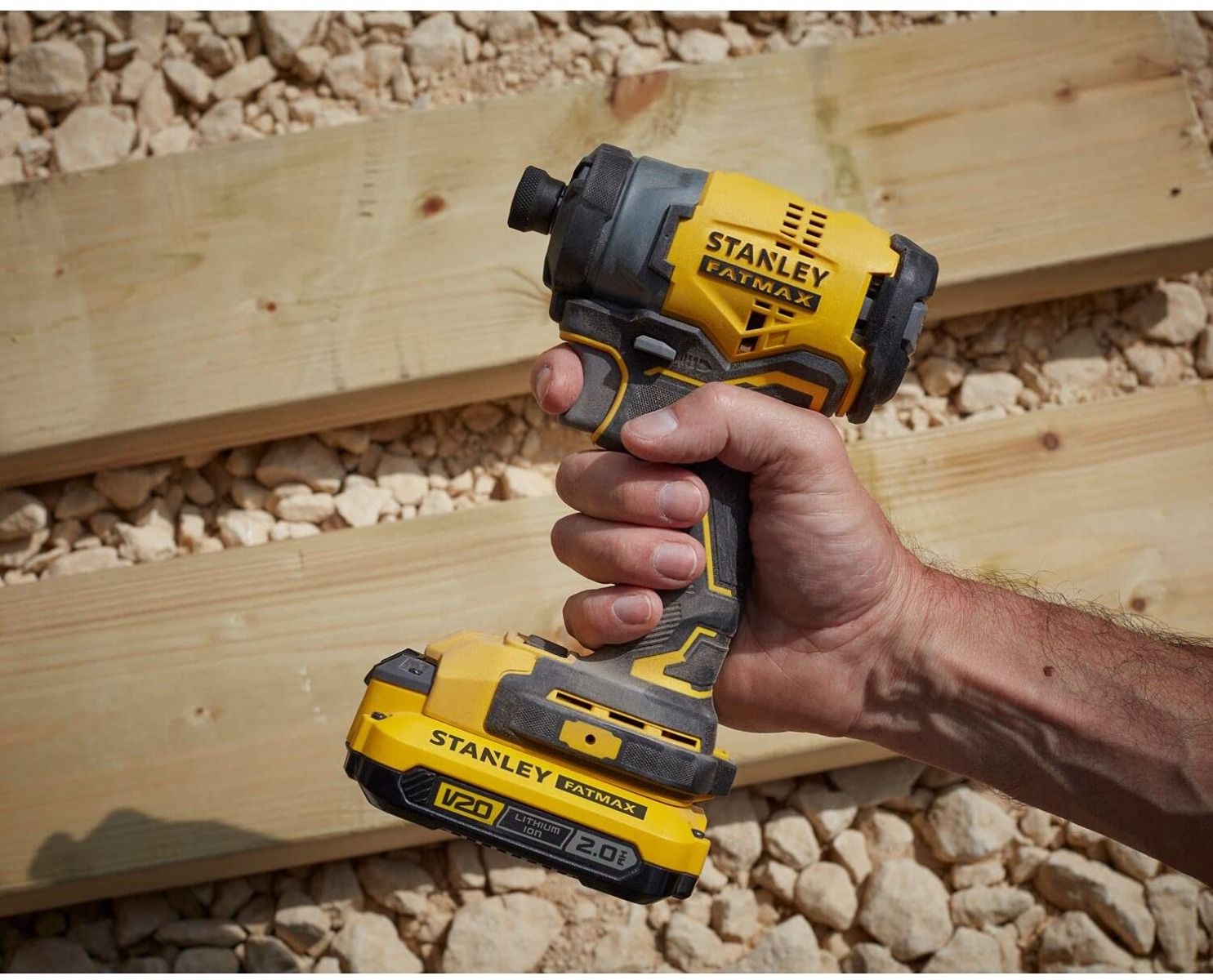 Llave de Impacto Inalámbrico Sin Carbones Brushless 20V SBI810D2K Stanley 5