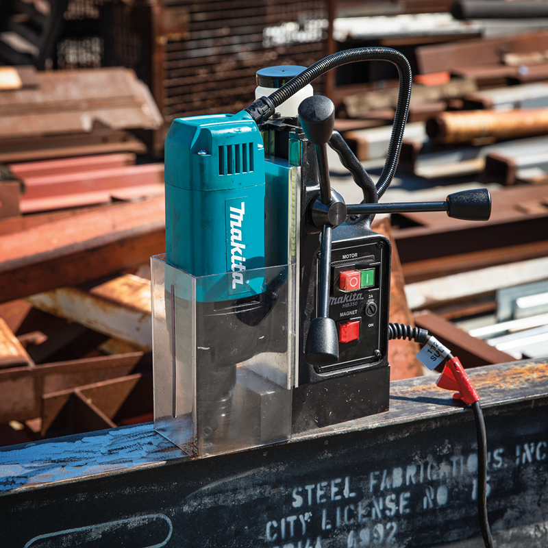 Taladro magnético1,050W 35 mm 1-3/8" HB350 Makita 2