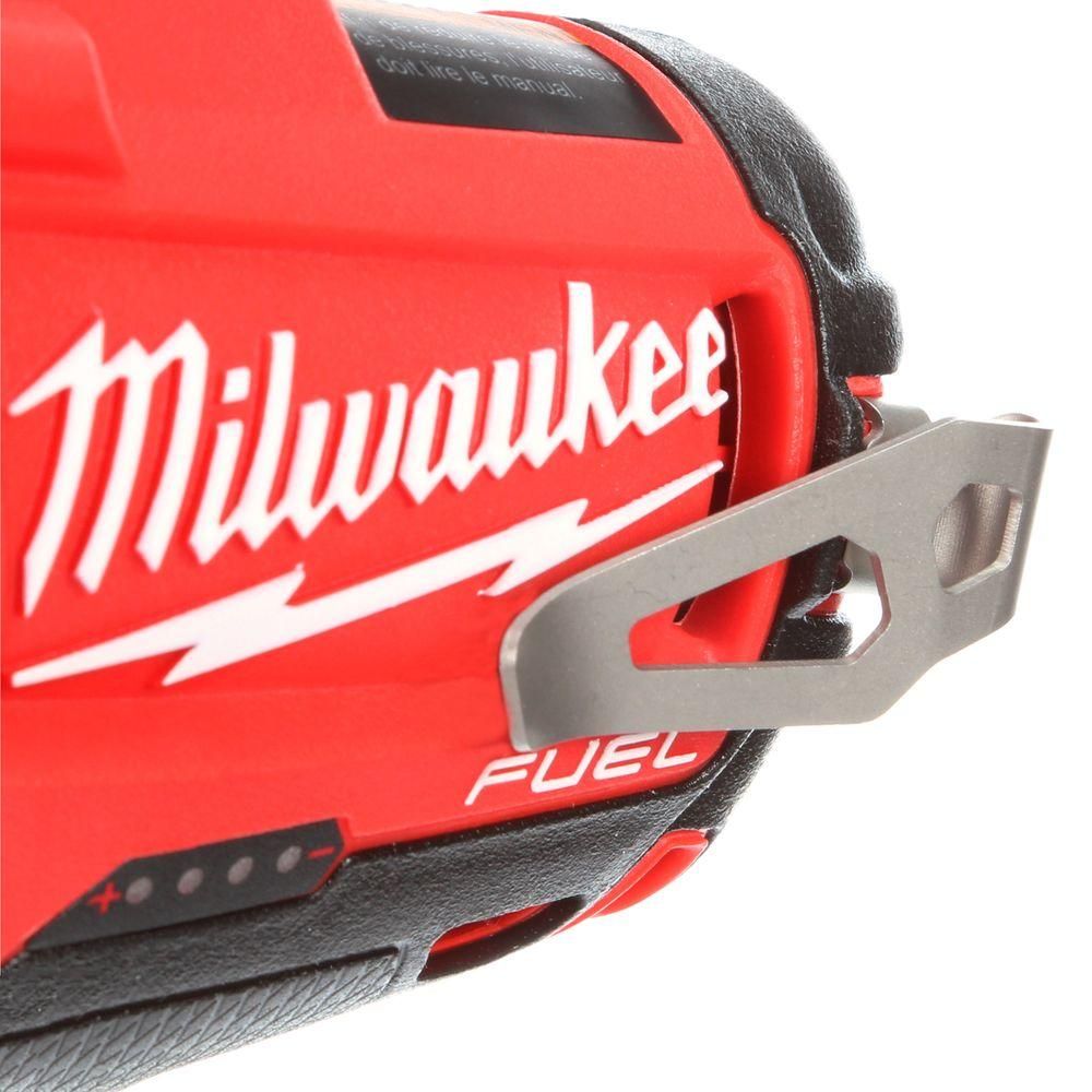Taladro atornillador 1/4 Pulg M12 FUEL VVR 2402-22 Milwaukee 5