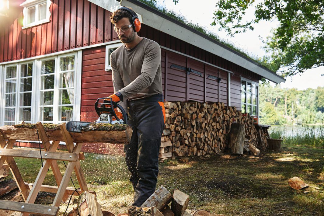Motosierra a Gasolina 16” 1.9 HP MS 182 Stihl 3