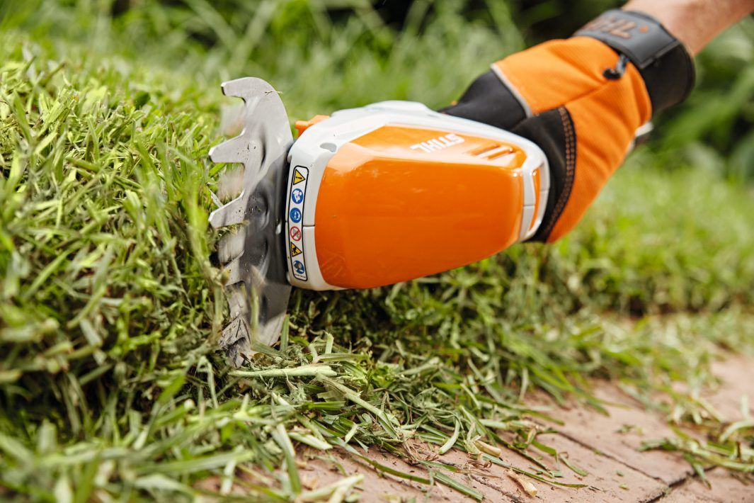 Cortasetos a bateria 10.8V HSA26 Stihl 7