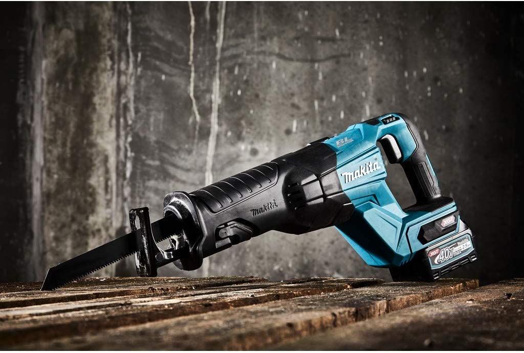 Sierra Sable Inalámbrica 40V MAX JR001GM201 Makita 7