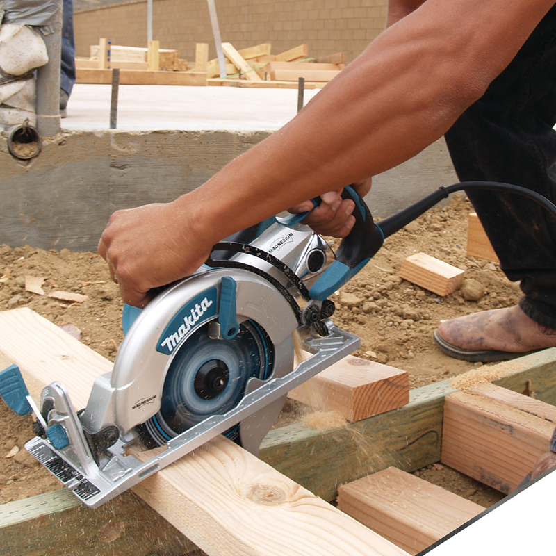Sierra circular de transmisión 7-1/4 Pulg 1800W 5377MG Makita 5