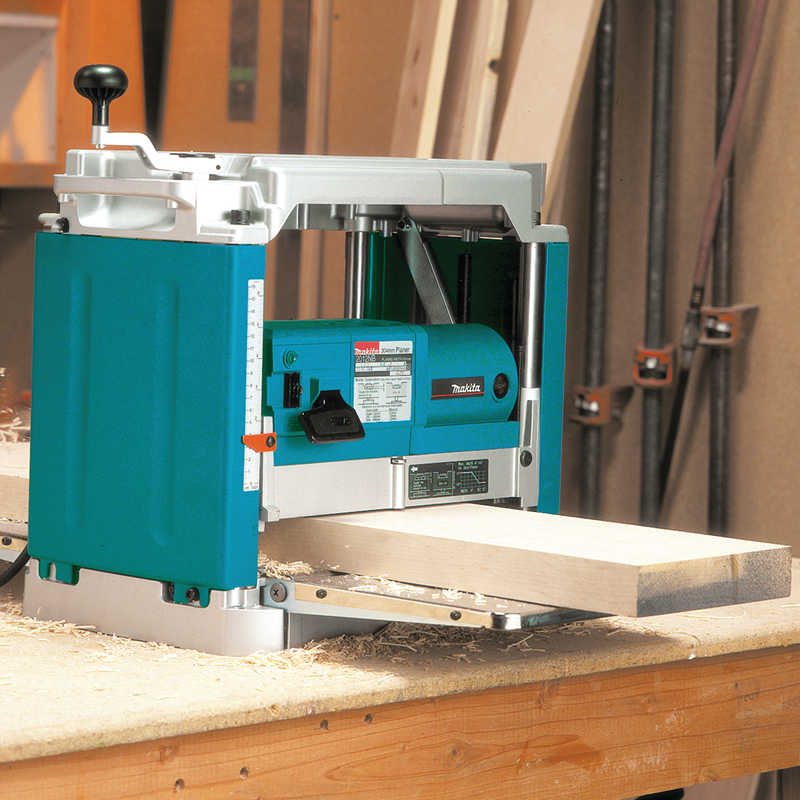 Cepillo de banco 12 Pulg 1650W 2012NB Makita 3