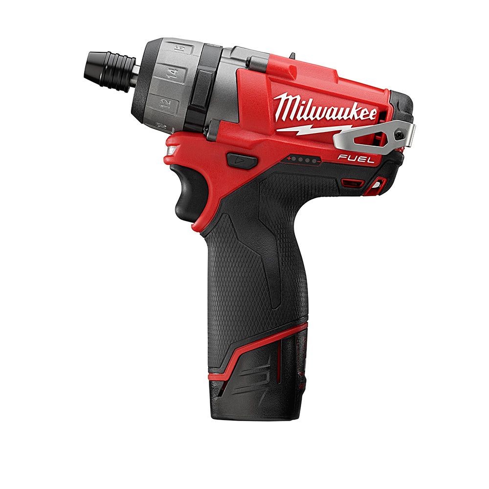 Taladro atornillador 1/4 Pulg M12 FUEL VVR 2402-22 Milwaukee 2