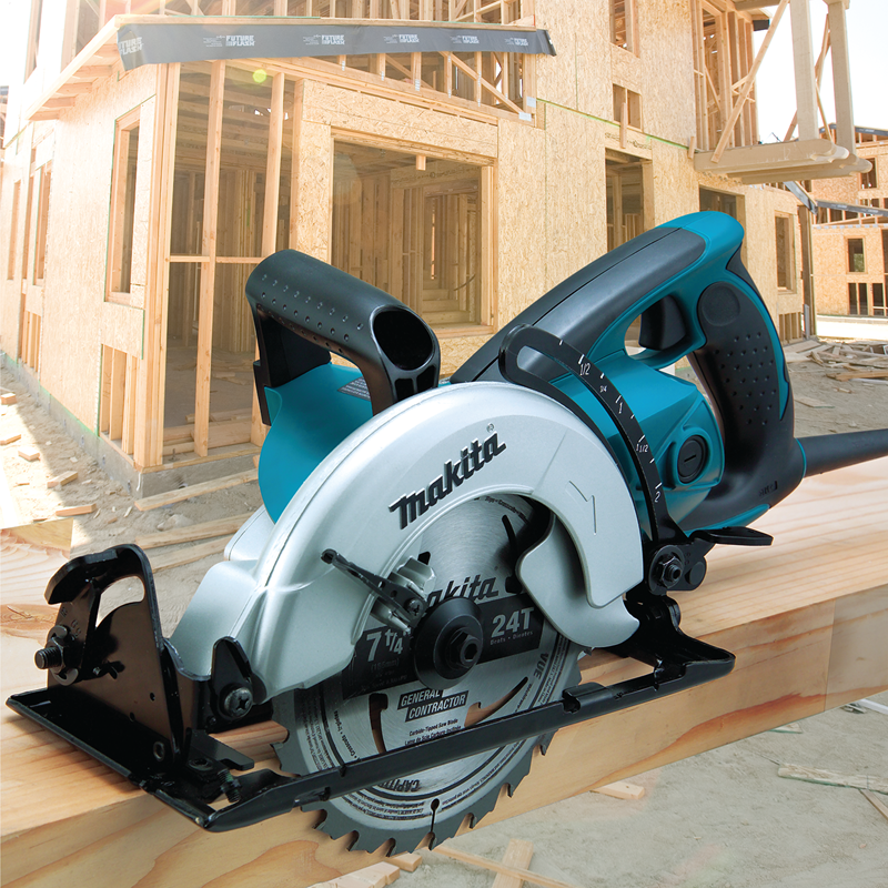 Sierra circular de transmisión 7-1/4 Pulg 1800W 5477NB Makita 2