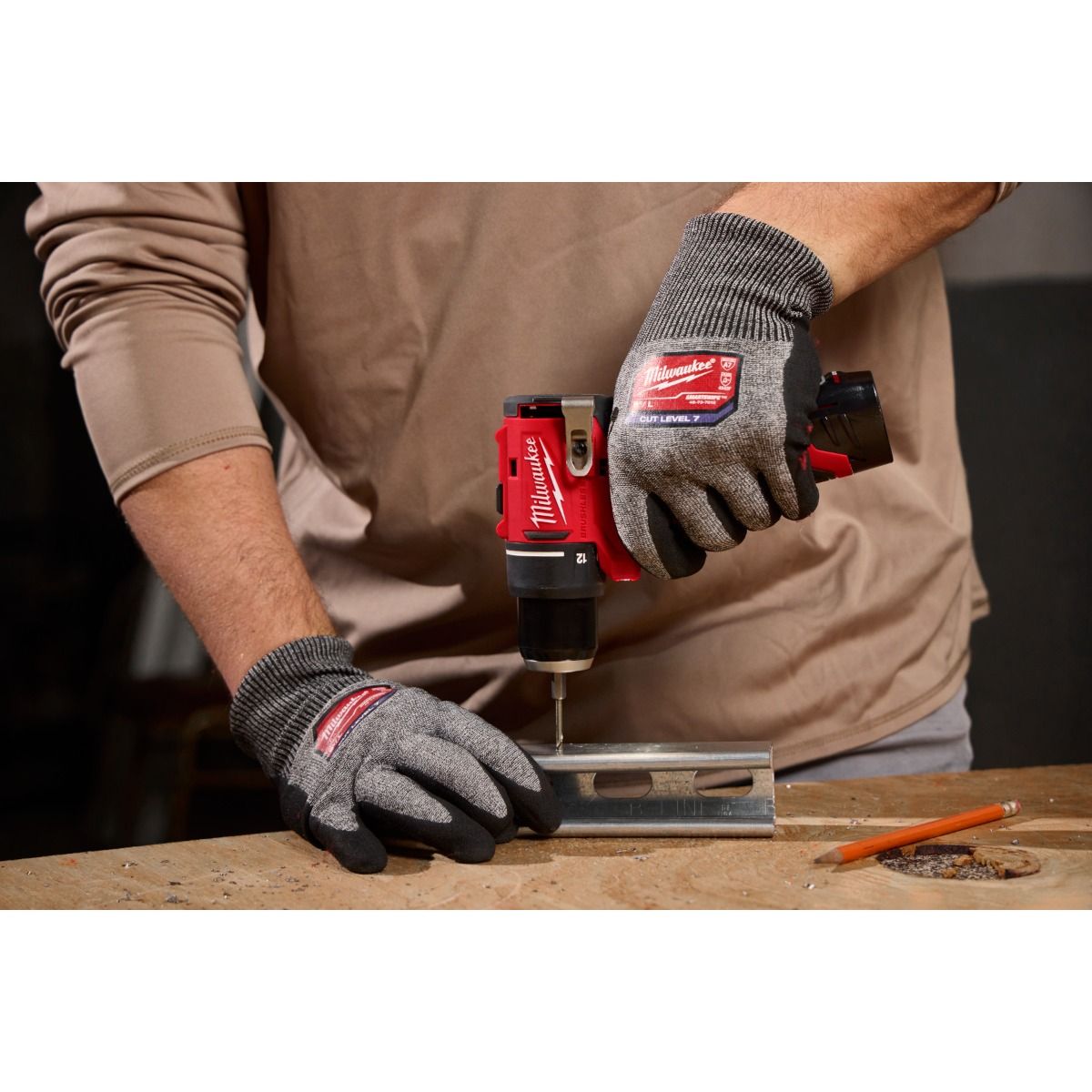 Taladro Destornillador M12™ 3/8" 3401-22 Milwaukee 6