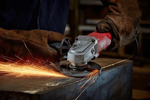 Miniesmeriladora 4-1/2" 6141-31 Milwaukee 3