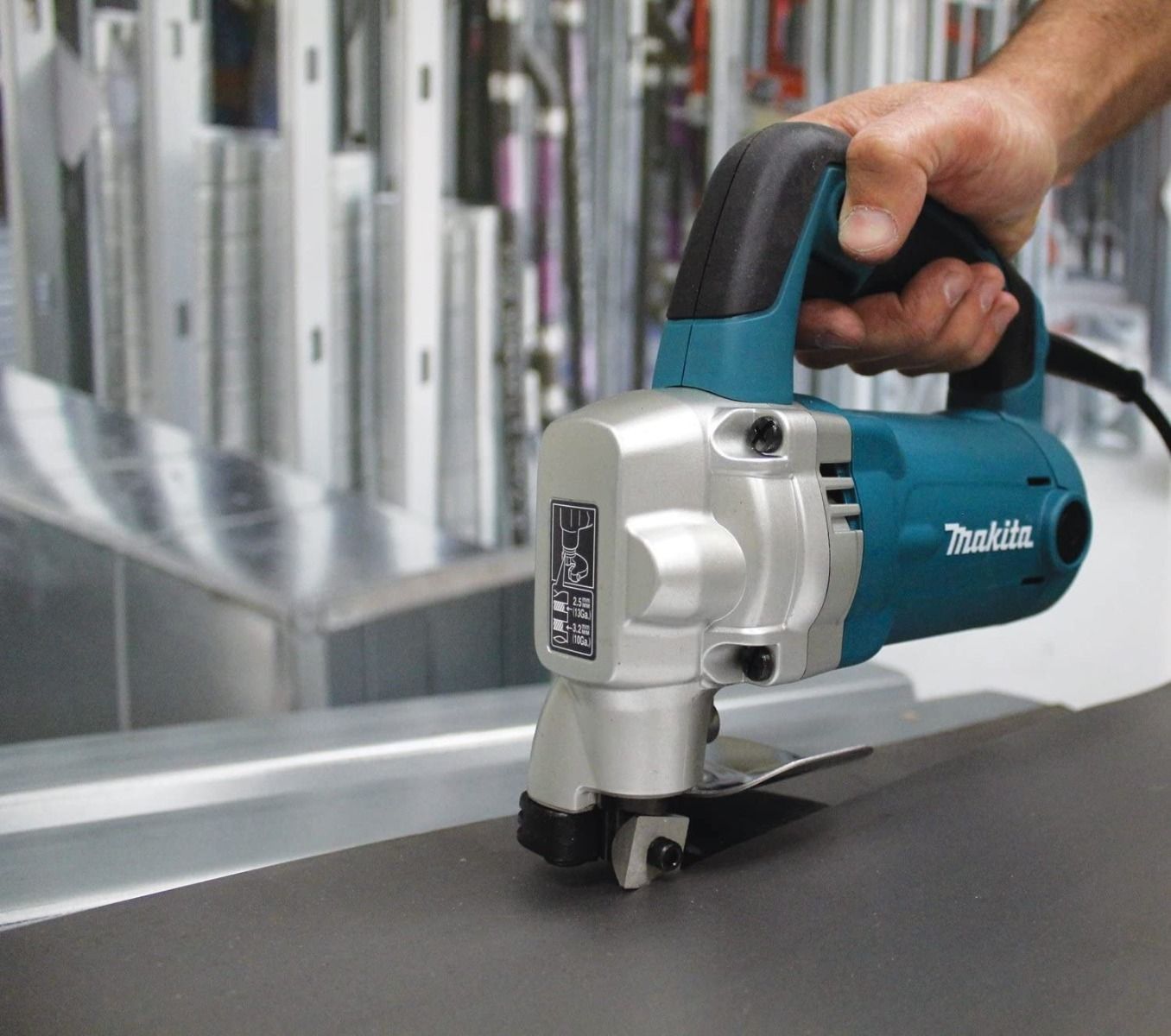 Cizalla 3.2 mm 710W JS3201 Makita 4