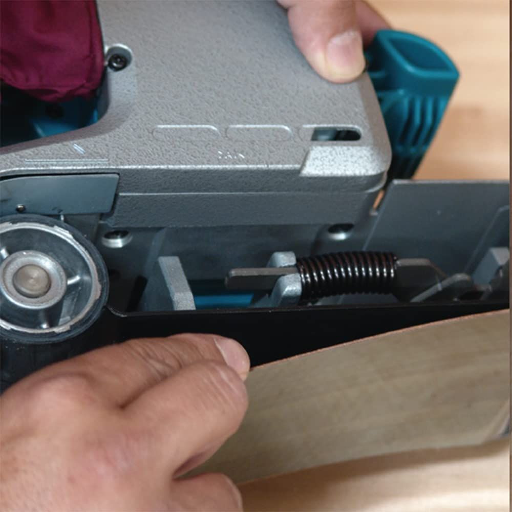 Lijadora de banda 3X24 850W 9924DB Makita 8
