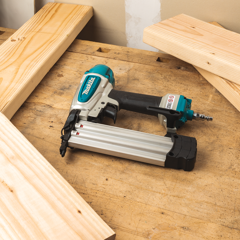 Clavadora neumática 5/8-2 Pulg AF506 Makita 3