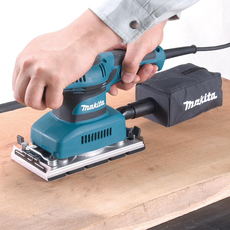 Lijadora de acabado 1/3 Pulg 190W BO3710 Makita 2