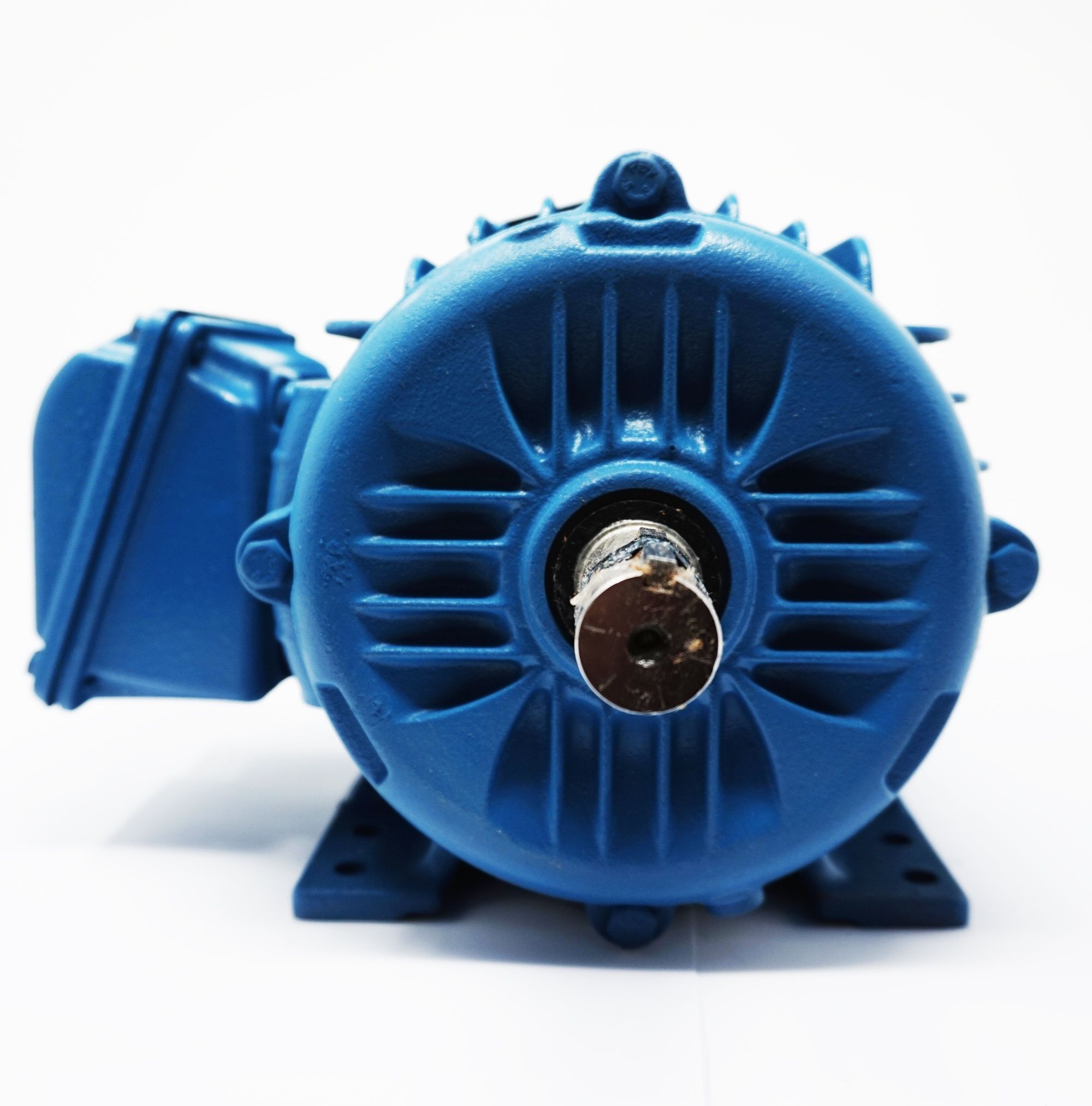 Motor trifásico 5 Hp Weg