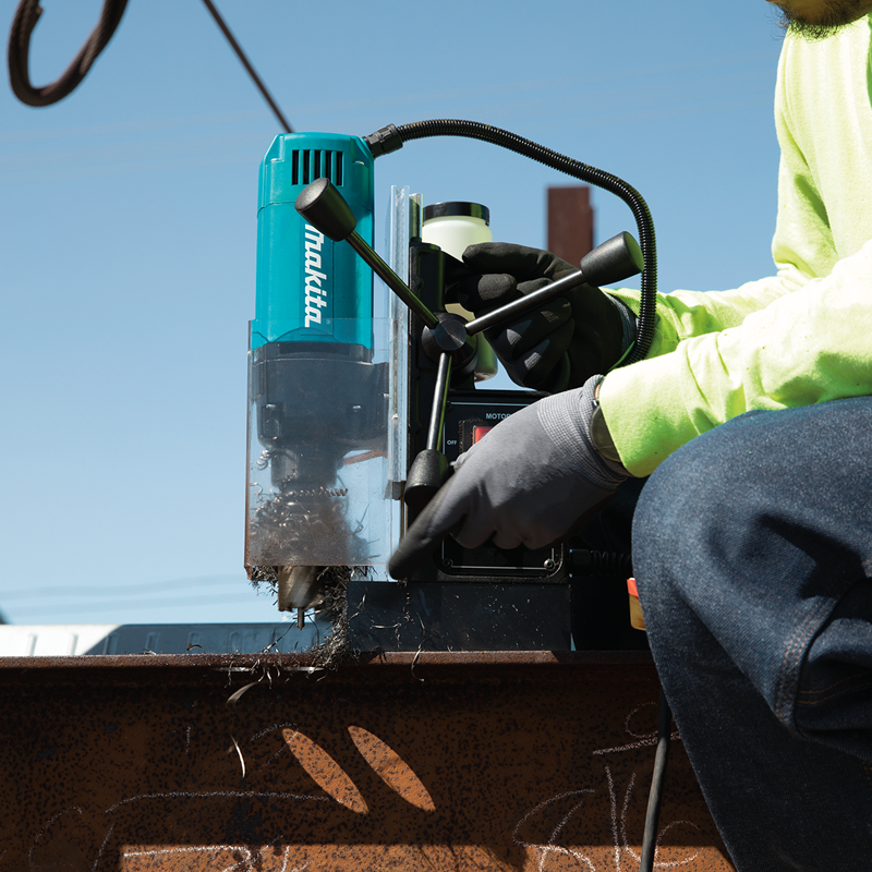 Taladro magnético1,050W 35 mm 1-3/8" HB350 Makita 3