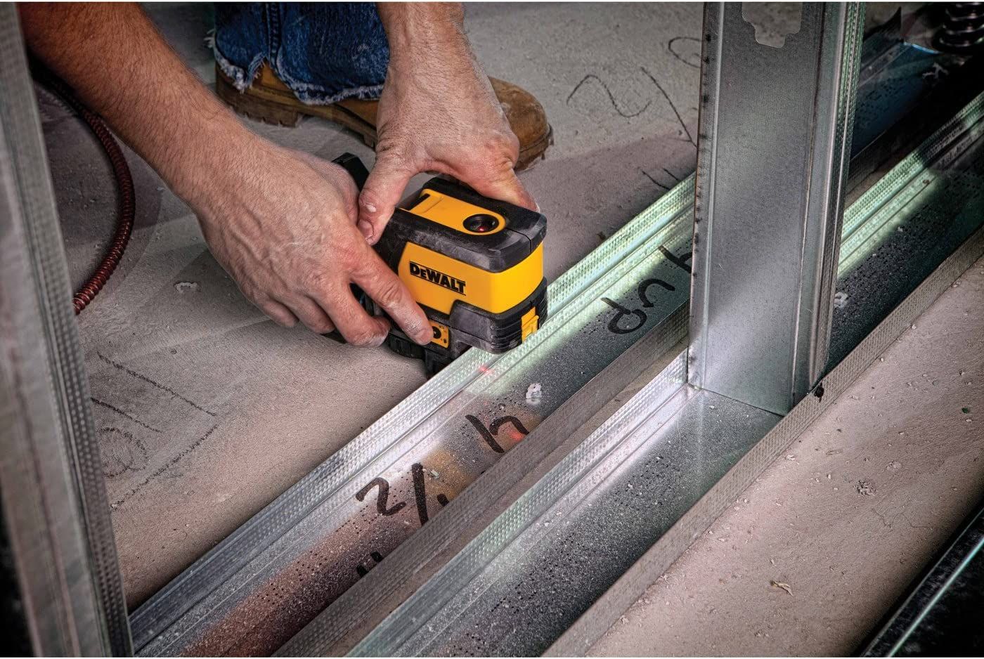 Láser auto-nivelante en cruz con 2 puntos Luz Roja DW0822 DeWalt 4