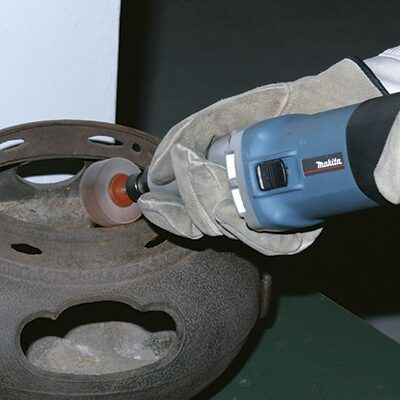 Rectificador 1/4 Pulg 750W VV GD0810C Makita 2
