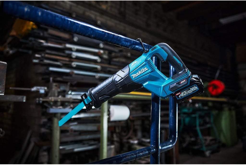 Sierra Sable Inalámbrica 40V MAX JR001GM201 Makita 5