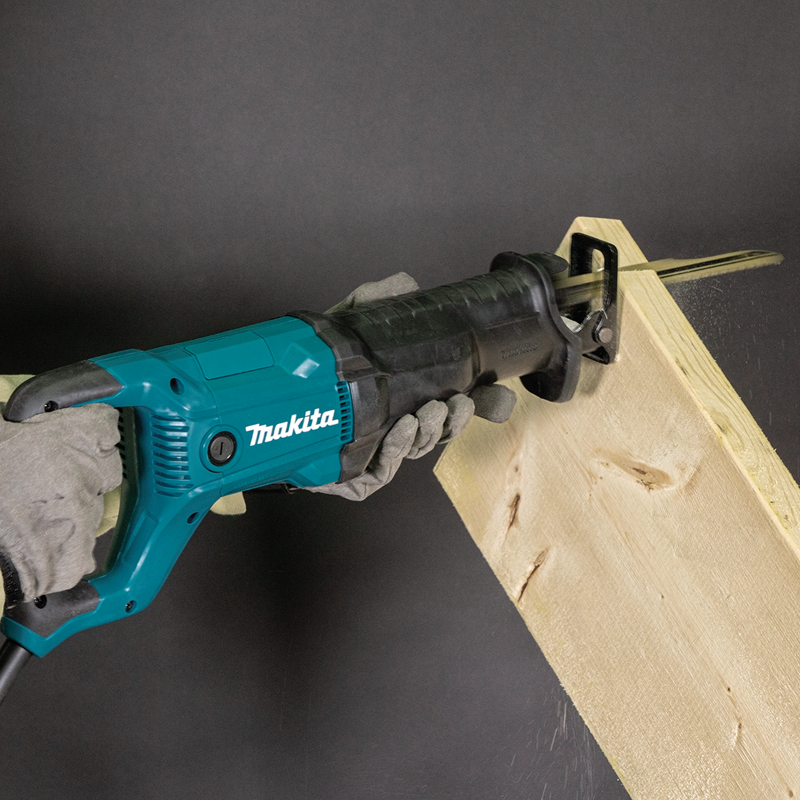 Sierra de sable 1200W JR3051TK Makita 3