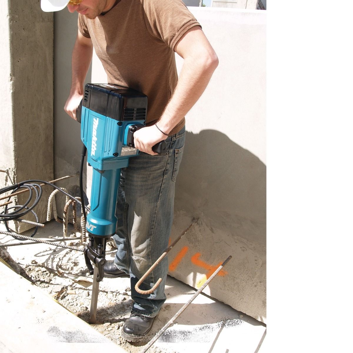 Martillo cincelador 1650W HM1801 Makita 5