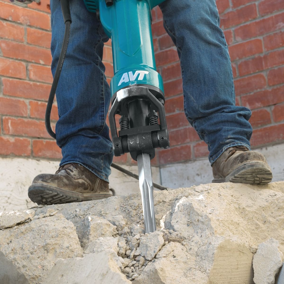 Martillo cincelador 1650W HM1801 Makita 6