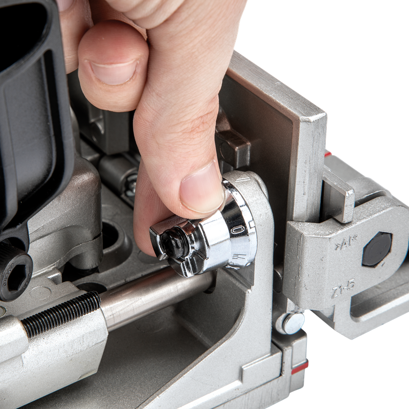 Engalletadora 700W PJ7000 Makita 5